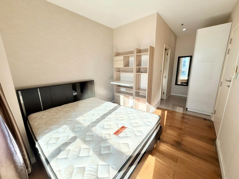 Condolette Ize Ratchathewi for rent, complete facilities, do not wait, hurry and book now!