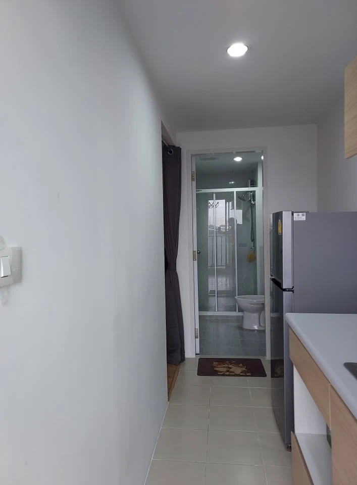 For rent: Sena Kit Condo, Chalong Krung-Lat Krabang, separate rooms, fully furnished, electrical appliances, book now.