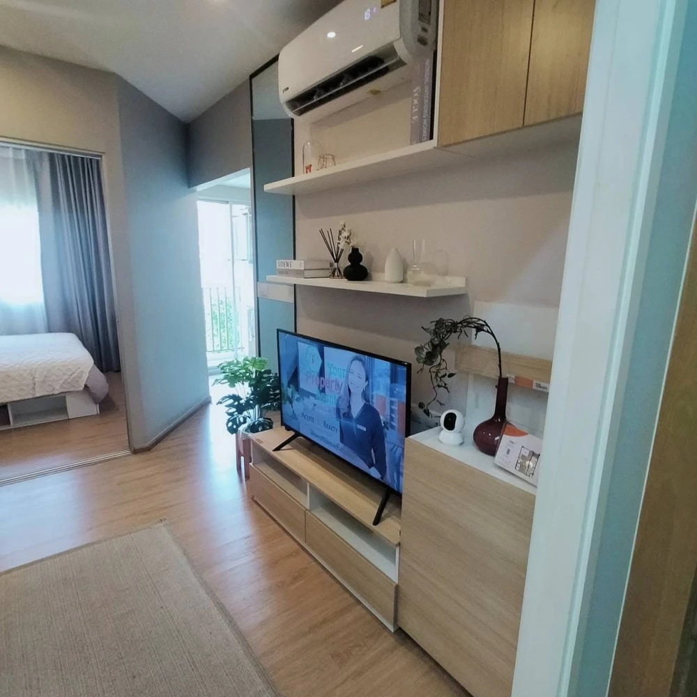 For rent: Sena Kit Condo Bangna Km. 29, decorated room, nice to live in, complete with furniture and electrical appliances. Hurry and reserve now.