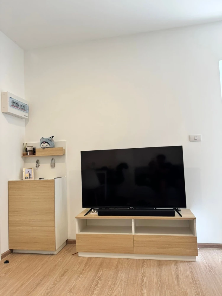 For rent: Sena Kit Theparak - Bang Bo Condo, Phase 2. Rooms are clearly partitioned. Amazing price! Book now! Don't wait!