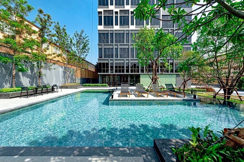 Condo for rent, Siamese 87, Duplex type, size 40 sq m., near BTS On Nut, only 350 meters, fully furnished, ready to move in, complete with electrical