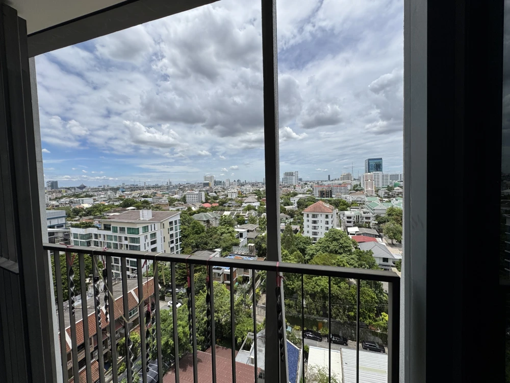 Condo for rent at Siamese Ratchakru, 2 bedrooms, 2 bathrooms, 12th floor, just the right height, great price, come reserve now, don't miss out!