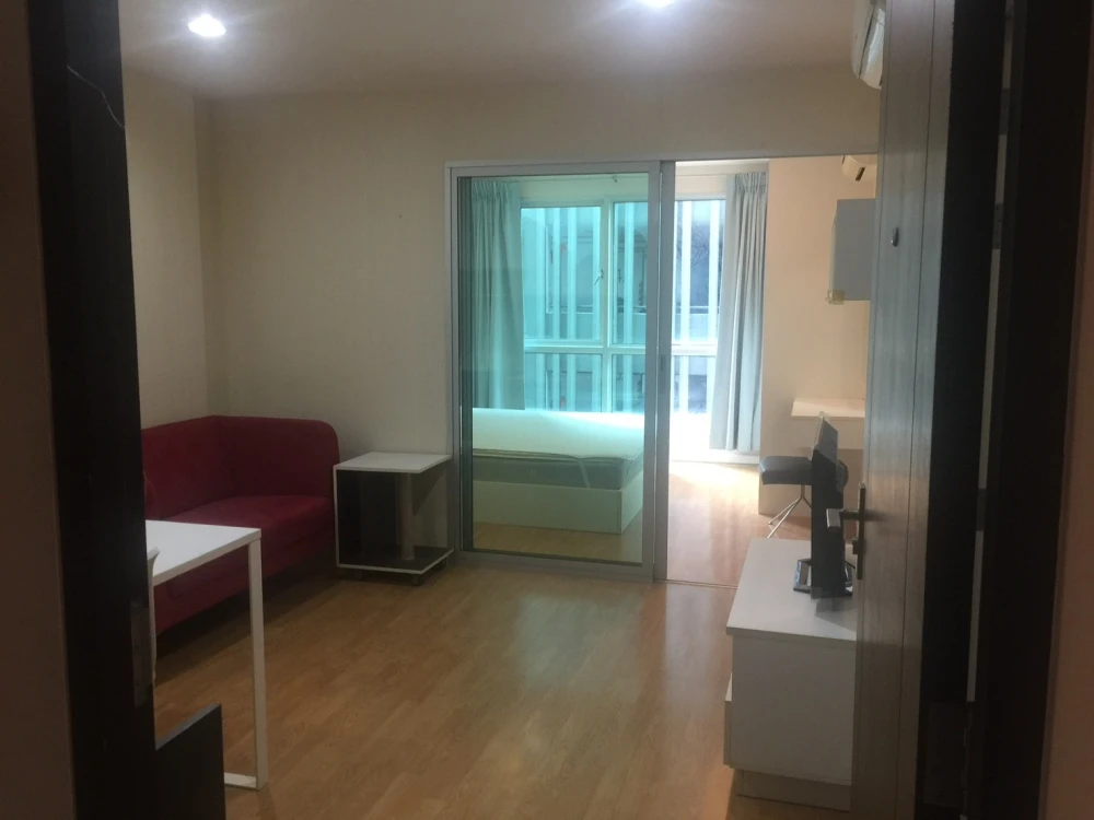 For rent: Casa Condo Ratchada-Tha Phra. Great value, comfortable living. Book now!!