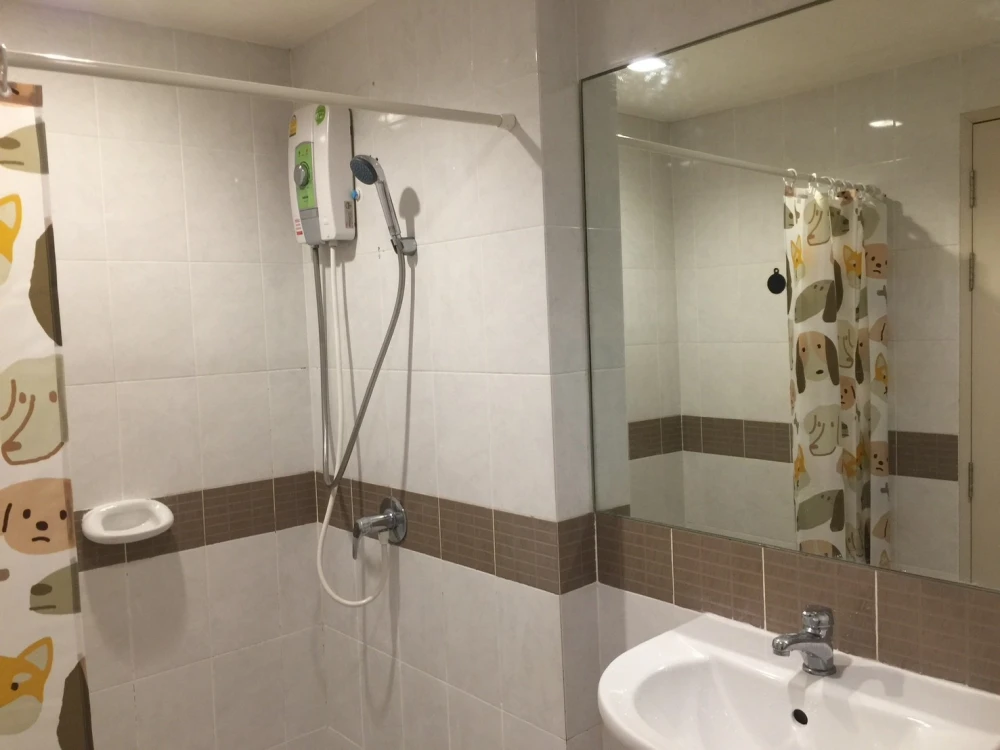 For rent: Casa Condo Ratchada-Tha Phra. Great value, comfortable living. Book now!!