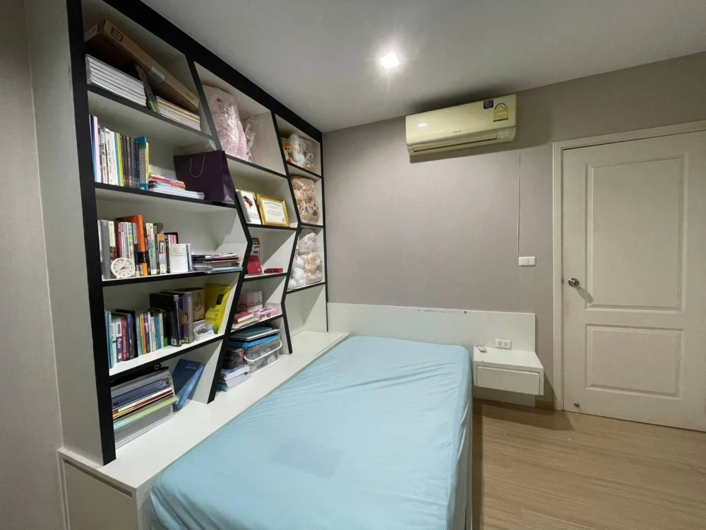 For rent: Casa Condo Ratchada-Ratchapruek, corner room, 2 bedrooms, 1 bathroom, with built-in furniture. Hurry and reserve now!