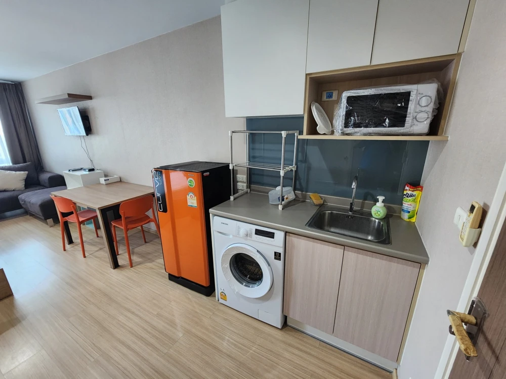 For rent: Casa Condo Ratchada-Ratchapruek, studio room, open balcony, good ventilation. Don't wait.