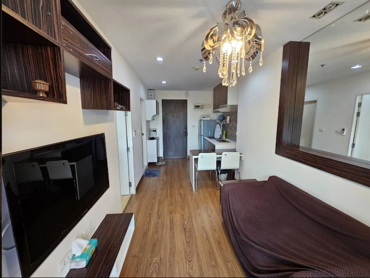 For rent!! Casa Condo Asoke-Din Daeng, beautiful room, spacious room, fully furnished, ready to move in. Book now, don't miss it!!