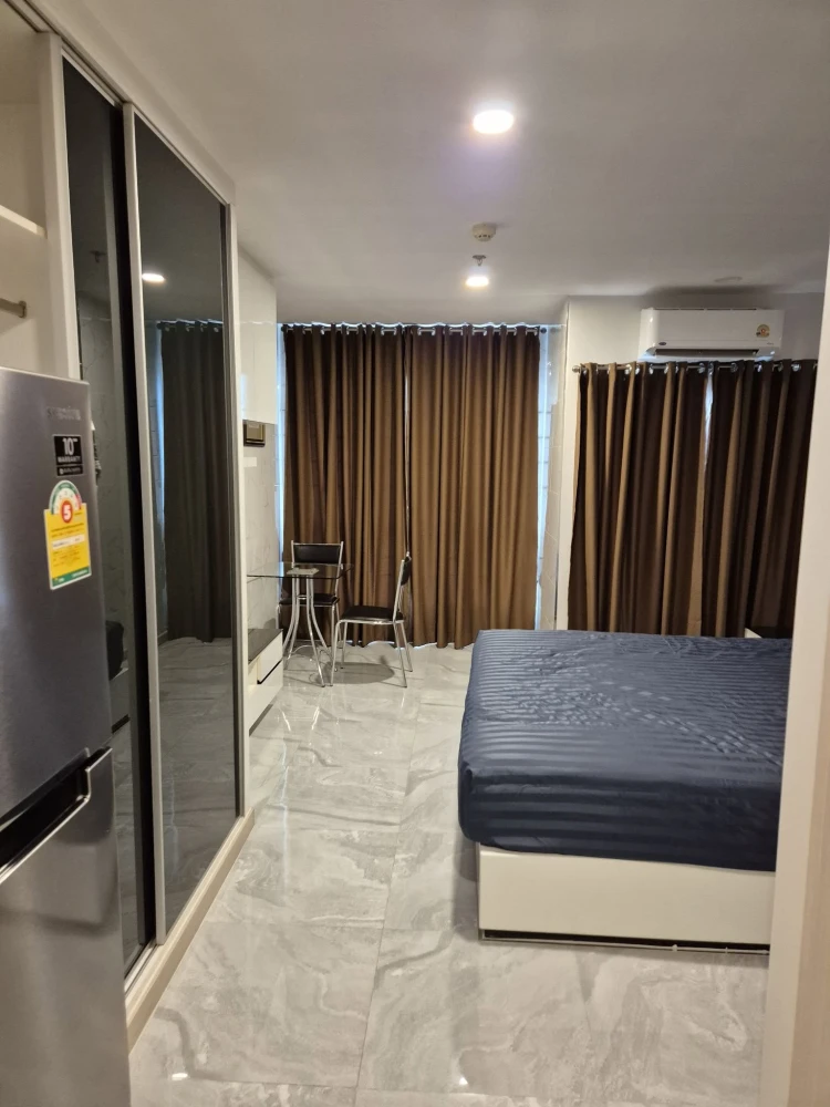For rent: Casa Ratchada-Ratchaphruek, right next to BTS Talat Phlu station. 0 meters from the condo exit to the station! Ready to move in immediately.