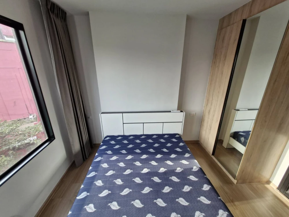 For rent: Chivathai Pinklao, simply decorated, fully furnished, ready to move in immediately, must reserve now.