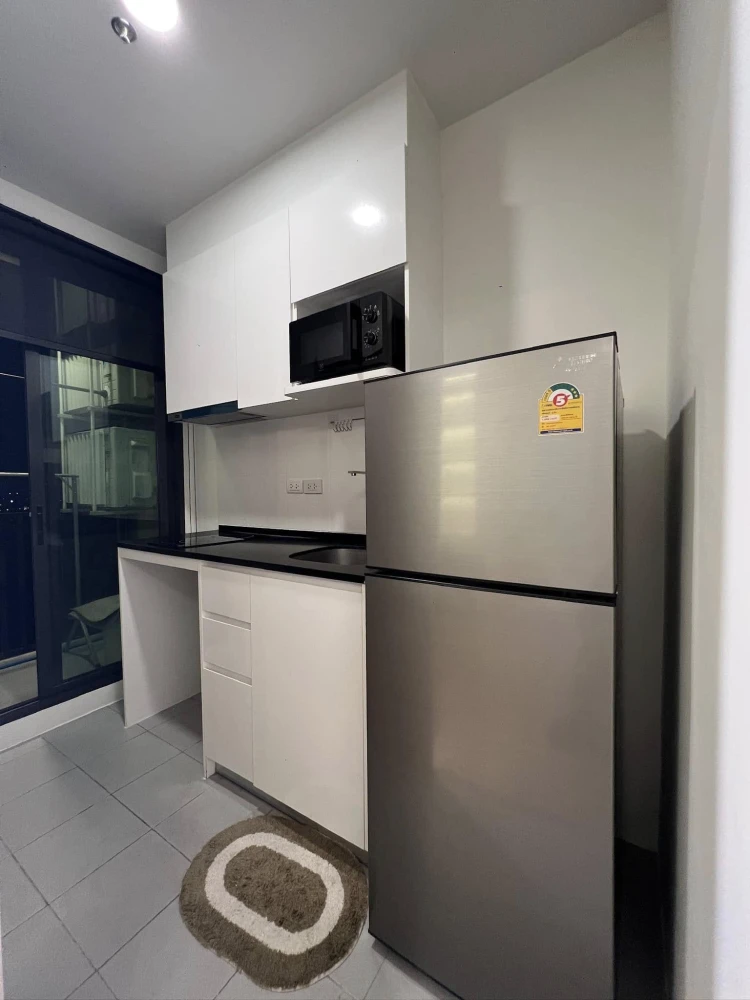 For rent: Chivathai Kaset Nawamin, 18th floor, corner room, view on both sides, very beautifully decorated, built-in throughout the room, must book.