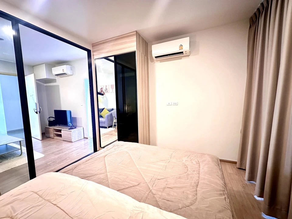 For rent: Chewathai Kaset Nawamin. A spacious room, beautifully decorated, fully furnished. Real photos, prime location. Reserve now, don't delay.