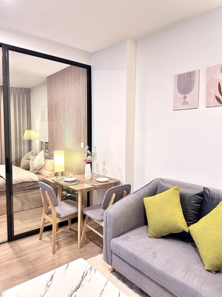 For rent: Chewathai Kaset Nawamin. A spacious room, beautifully decorated, fully furnished. Real photos, prime location. Reserve now, don't delay.