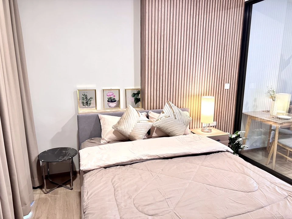 For rent: Chewathai Kaset Nawamin. A spacious room, beautifully decorated, fully furnished. Real photos, prime location. Reserve now, don't delay.