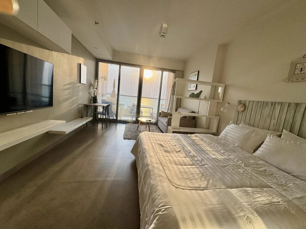 For rent, Saire Wongamat, ready to move in, complete in one place, just bring one suitcase and you can move in right away, don't miss out.