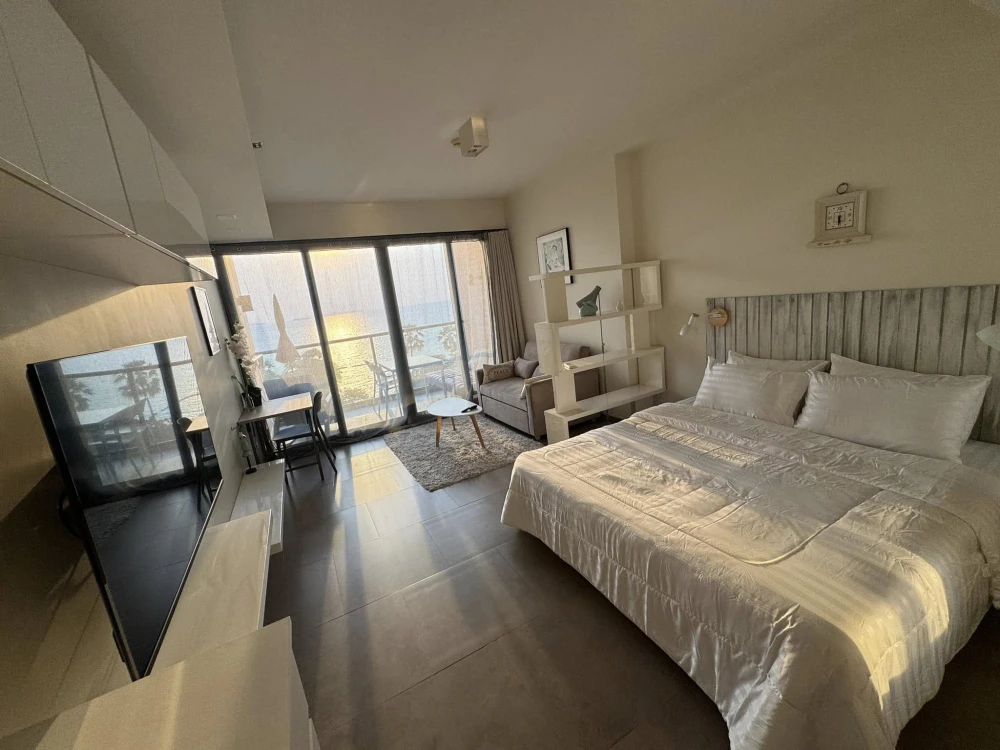 For rent, Saire Wongamat, ready to move in, complete in one place, just bring one suitcase and you can move in right away, don't miss out.