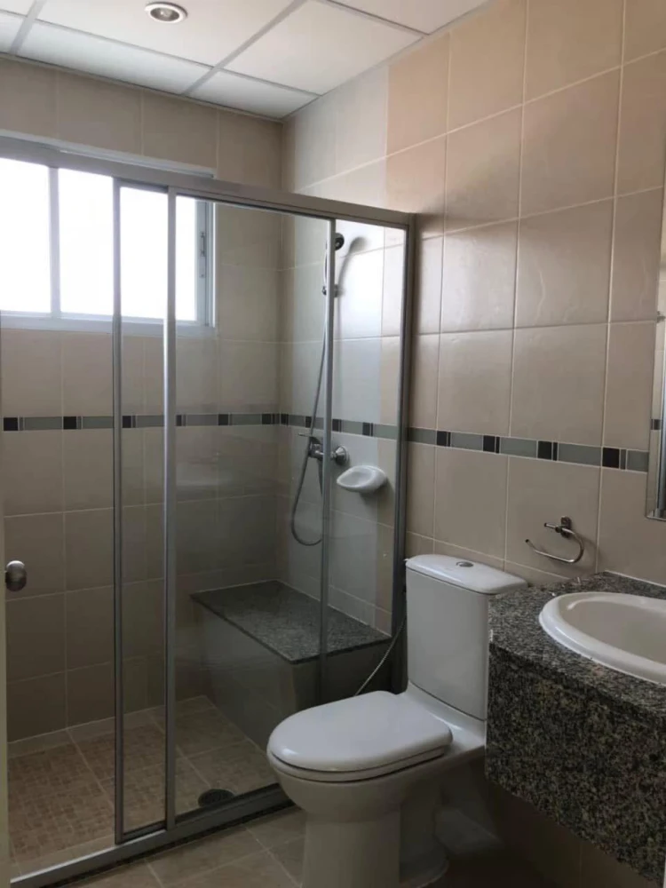 For rent: City Home, Tha Phra Intersection, large room, comfortable, lots of usable space. If you don't book, you'll regret it later.