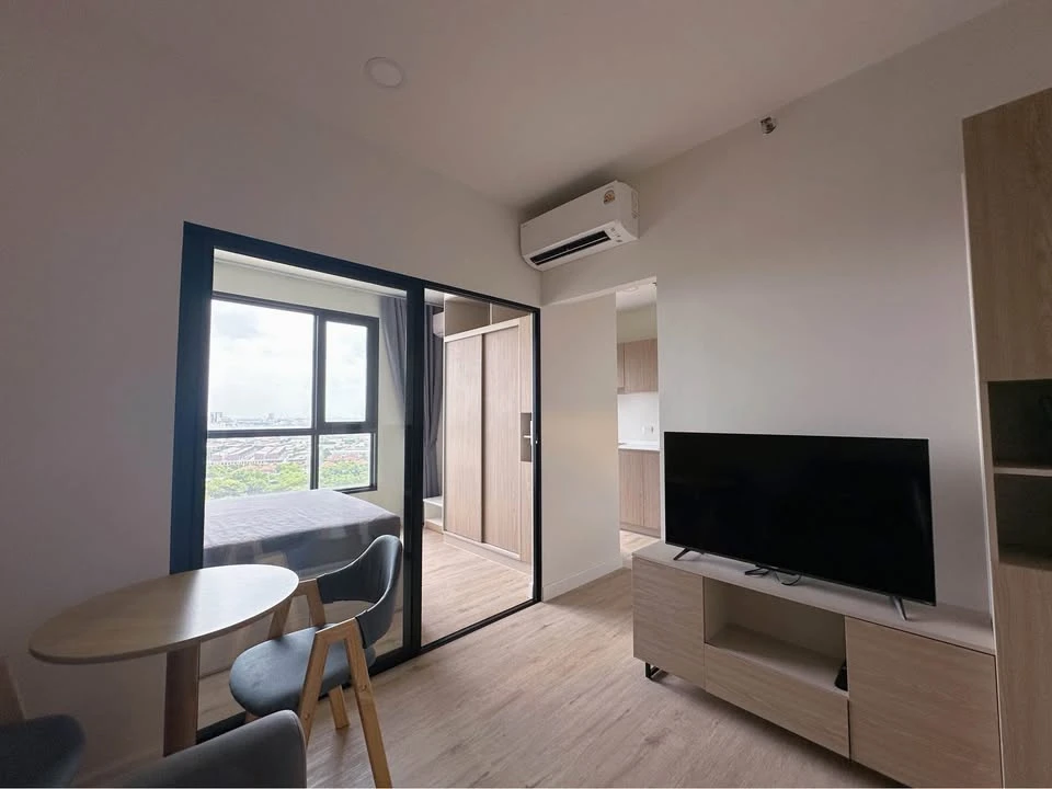 For rent: Sim Suksawat - Rama 3, located on the 17th floor, beautiful open city view, fully furnished, ready to move in!