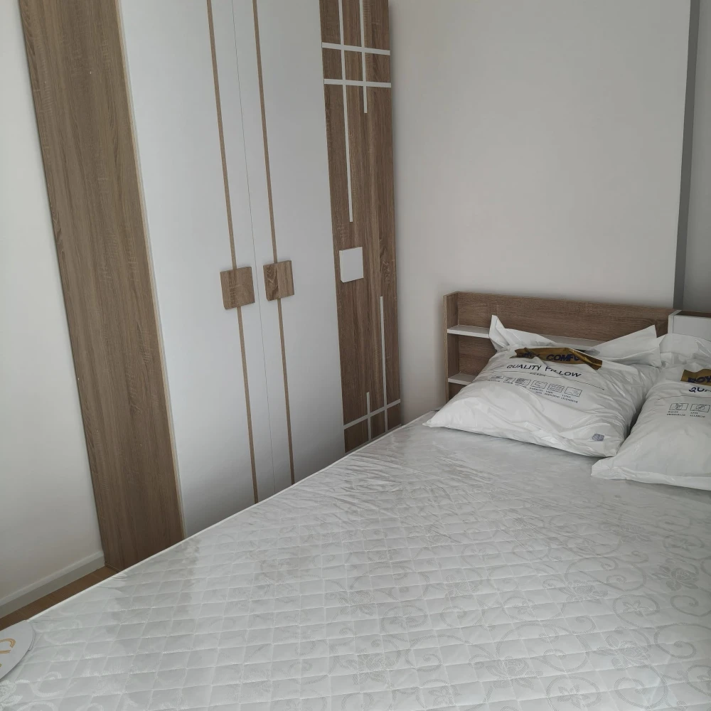 For rent: Sirocco Bangna 36, ​​fully functional, wide-fronted room, closed kitchen, balcony, open room location, reserve now.