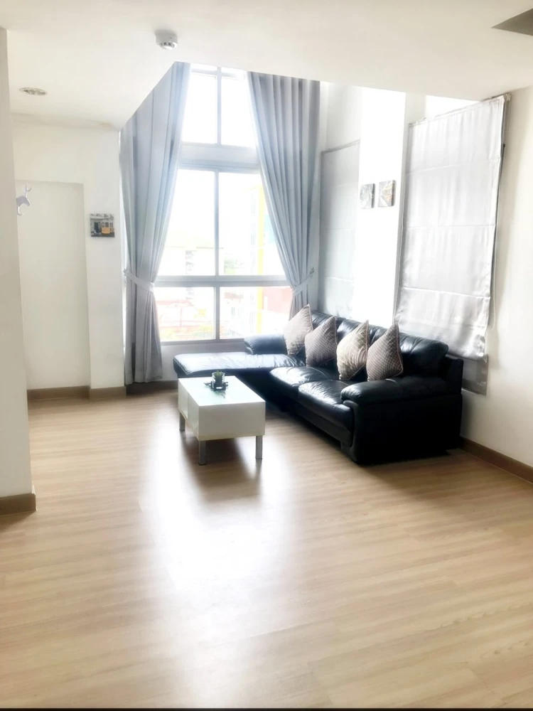 For rent!! Zoom Condo Place, 2nd floor, 2-storey Duplex room, beautiful room, fully furnished, good price, don't miss it!!