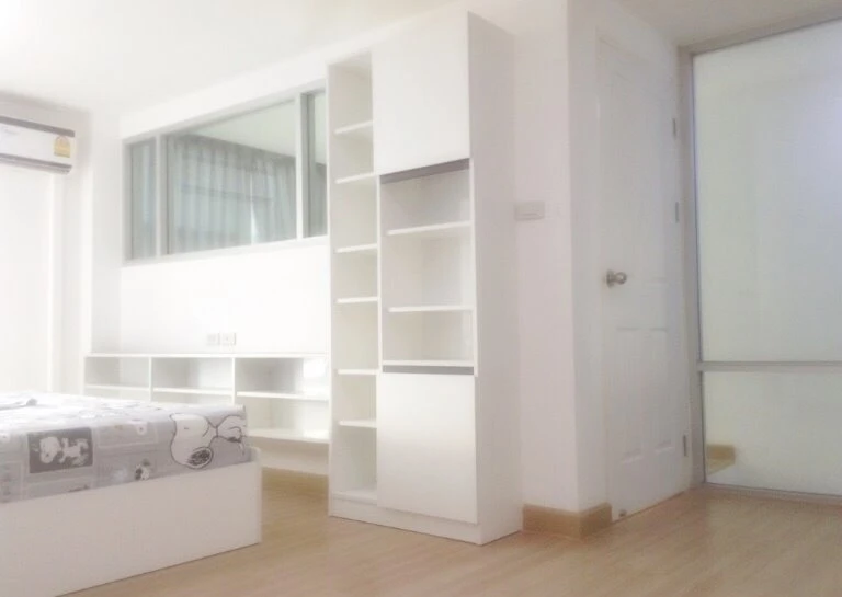For rent!! Zoom Condo Place, 2nd floor, 2-storey Duplex room, beautiful room, fully furnished, good price, don't miss it!!