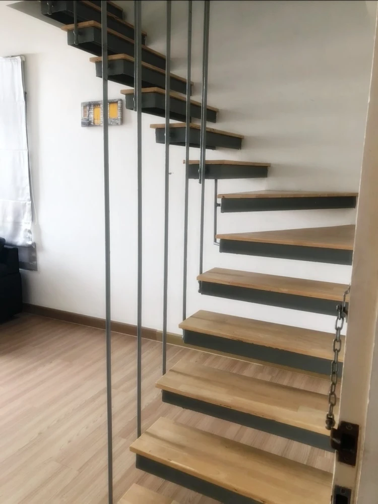 For rent!! Zoom Condo Place, 2nd floor, 2-storey Duplex room, beautiful room, fully furnished, good price, don't miss it!!