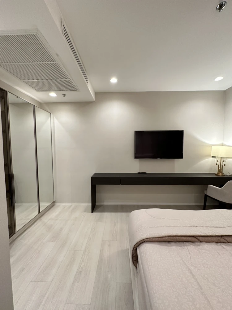 For rent: Nusasiri Grand Hotel, fully furnished apartment with complete appliances. Spacious and comfortable. Book now before it's too late!!!