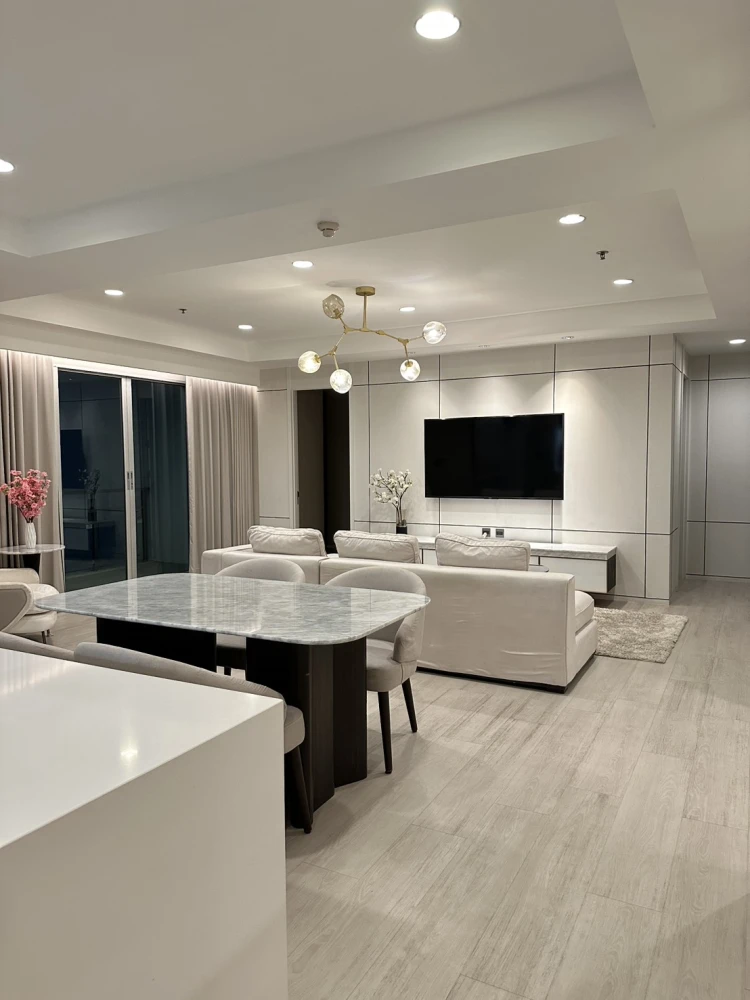 For rent: Nusasiri Grand Hotel, fully furnished apartment with complete appliances. Spacious and comfortable. Book now before it's too late!!!