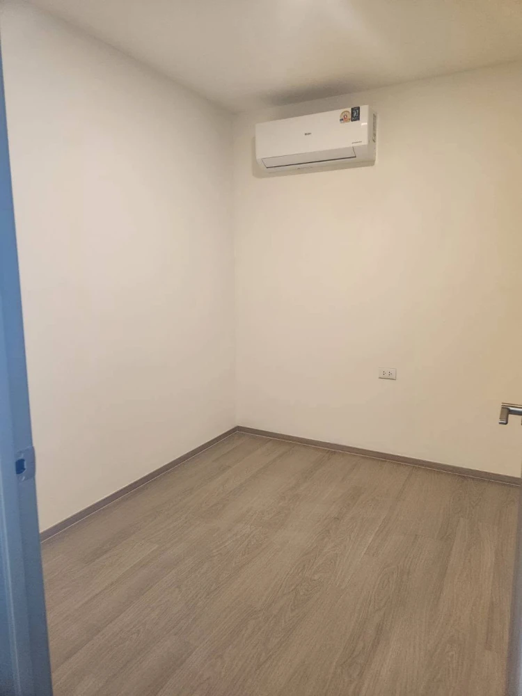 Selling down payment, The Origin Bang Khae, spacious room, partitioned, good location, convenient transportation, don't just look.