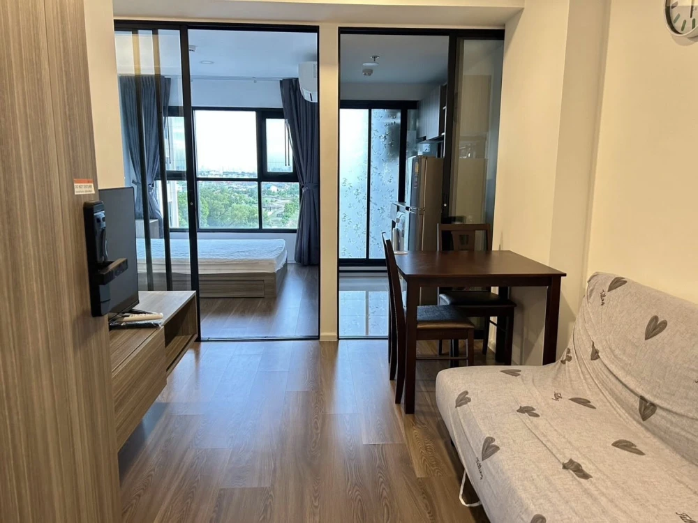 For rent: The Origin Phahonyothin-Saphanmai. Separate rooms with clear partitions. Comes with a great price. Everything is complete here. Come reserve
