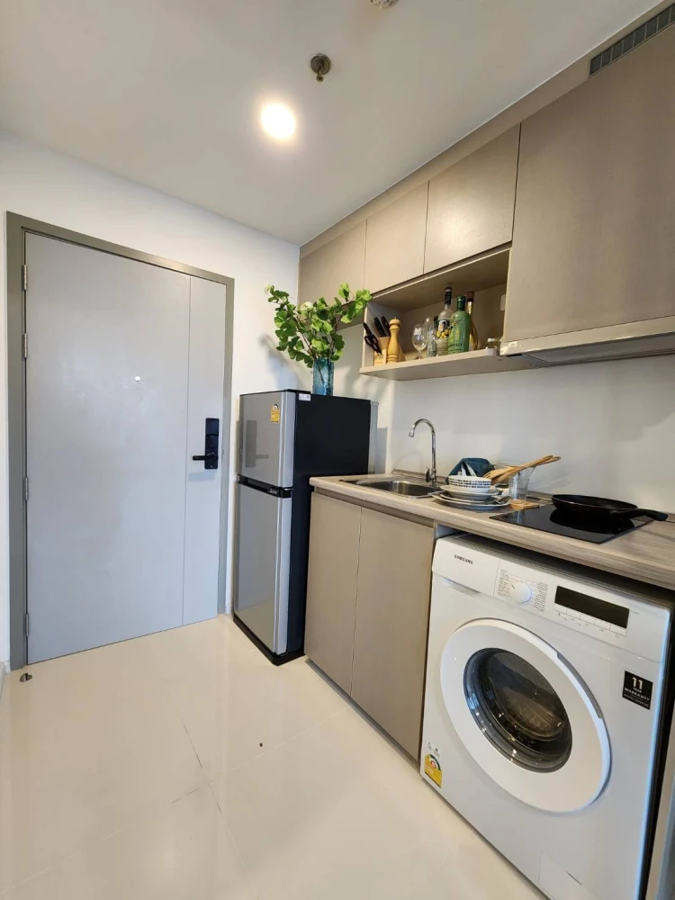 For rent!! The Origin Ram 209 Interchange, 11th floor, beautiful room, fully furnished, ready to move in. Don't miss it!!