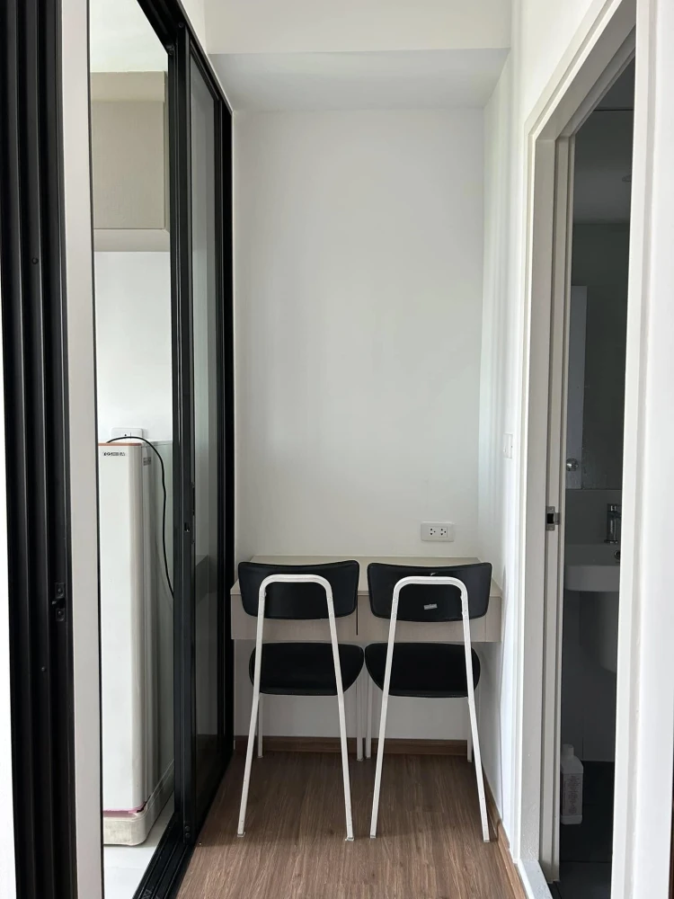 For rent: The Origin Ram 209 Interchange, 6th floor, corner room, fully furnished, book now, hurry!