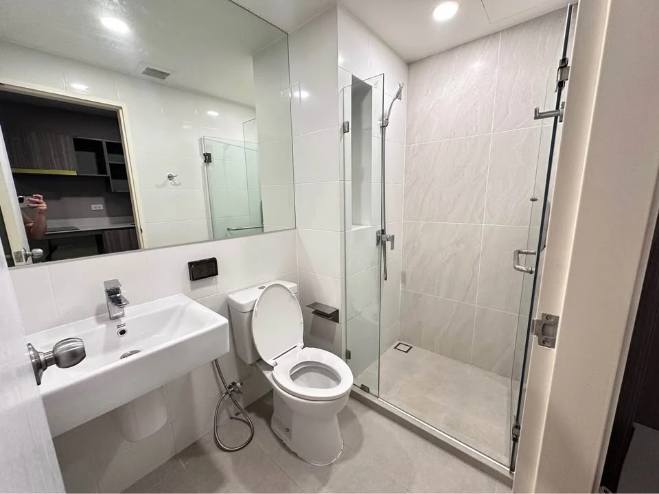 For rent: The Origin Ramintra 83 Station, 6th floor, fully furnished room, nice to live in. If you don't book, you'll miss out. Book now.