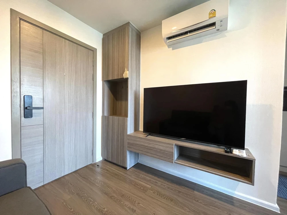 For sale or rent: The Origin Ramintra 83 Station. Features high-quality built-in furniture and ample storage space, maximizing usable area. Don't miss