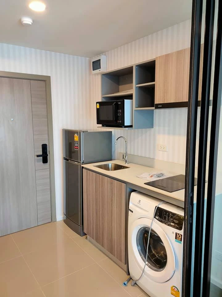 For rent: The Origin Ramintra 83 Station, separate rooms, affordable price, you'll regret it if you don't reserve.