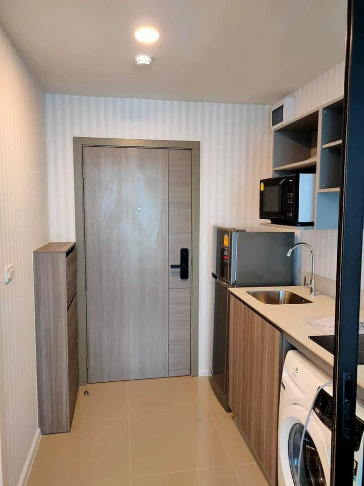 For rent: The Origin Ramintra 83 Station, separate rooms, affordable price, you'll regret it if you don't reserve.