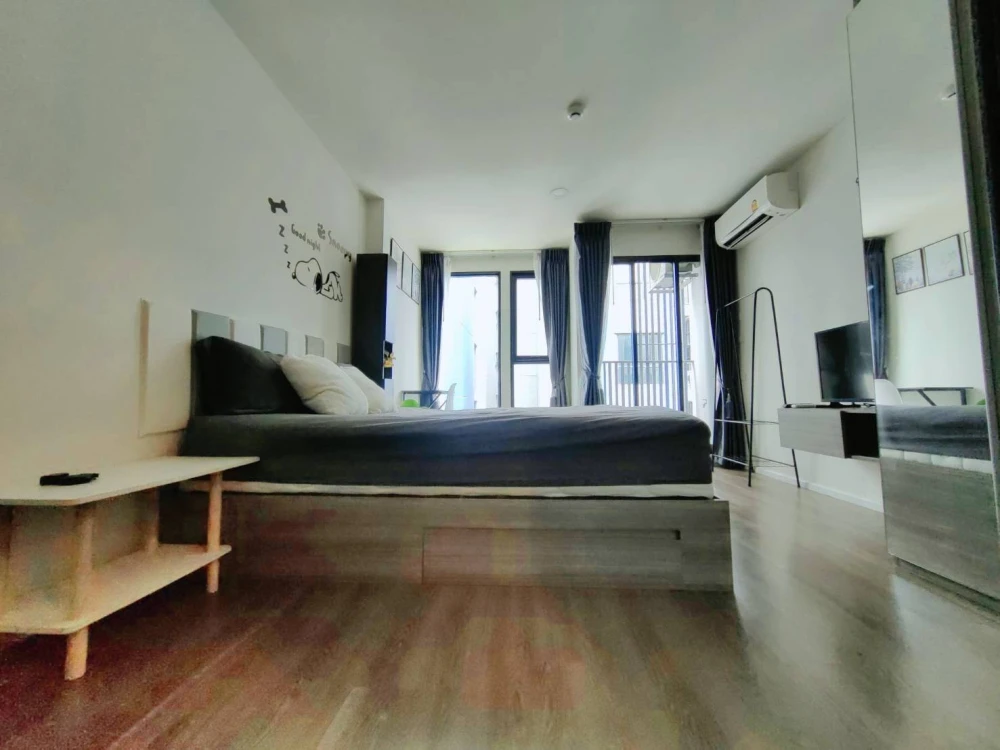 For rent, The Origin Ramintra 83 Station, new room, unpacked. super cute decoration Cool people like us don't miss it.