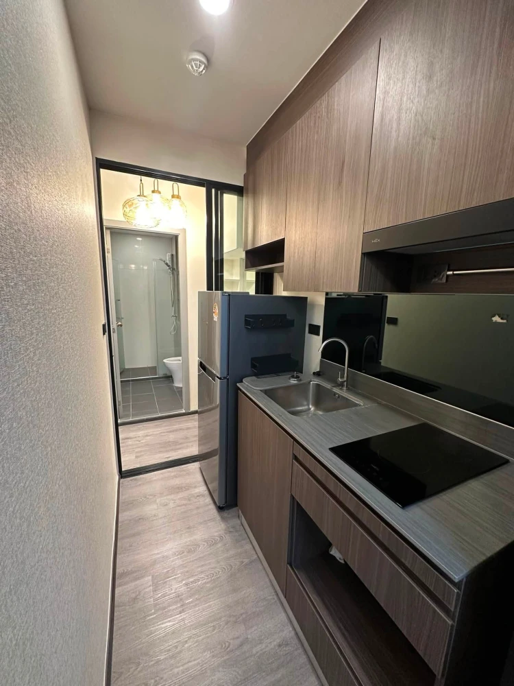For rent: The Origin Ladprao-Bangkapi. Beautifully decorated with built-in furniture and fully furnished with all appliances. Ready to move in.