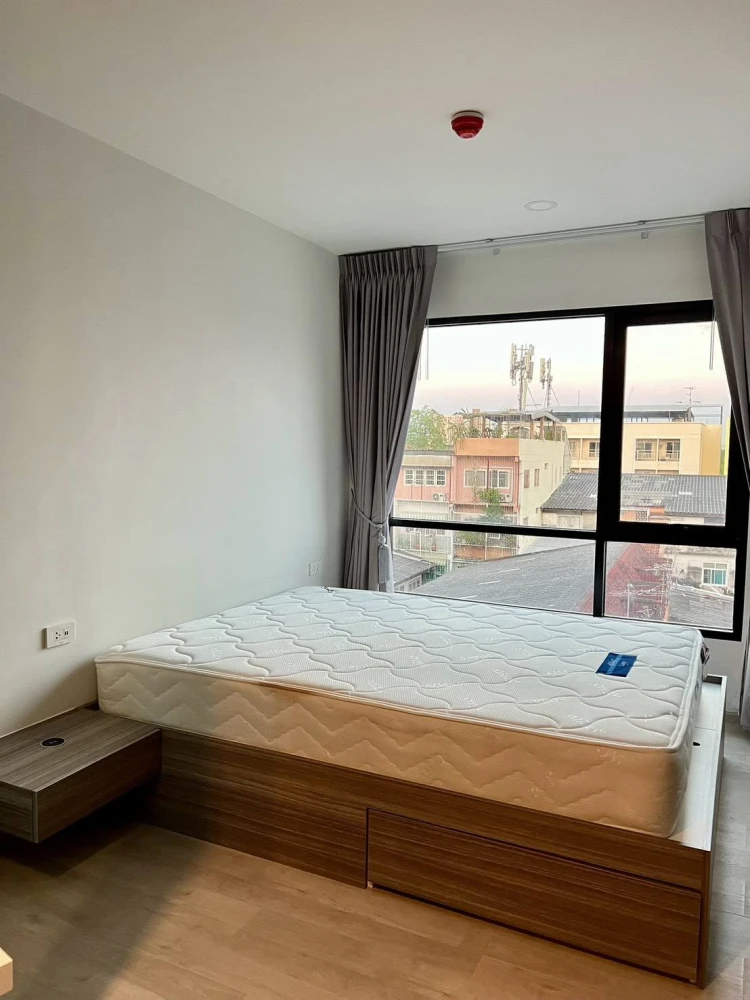 For rent: The Origin Sukhumvit 105. Partitioned rooms with complete amenities. Book now! Don't miss out!