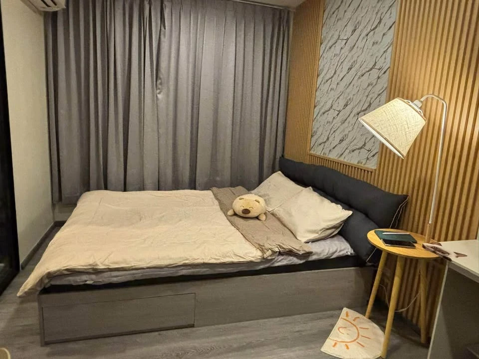 For rent: The Origin Sukhumvit-Sai Luat E22 station, 2nd floor, 22 sq.m. Nicely decorated with built-in furniture, very livable. Book now!