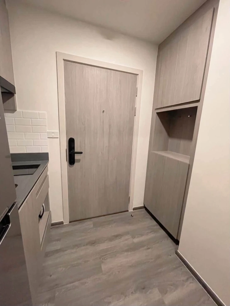 For Rent: The Origin On Nut – Fully furnished unit featuring a walk-in closet zone. Book now before it's gone!