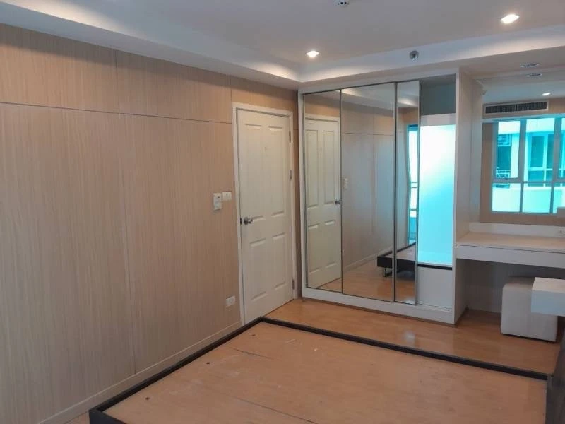 For rent!! The Inspire Place ABAC Rama 9, beautiful room, convenient transportation, ready to move in, don't miss it!!