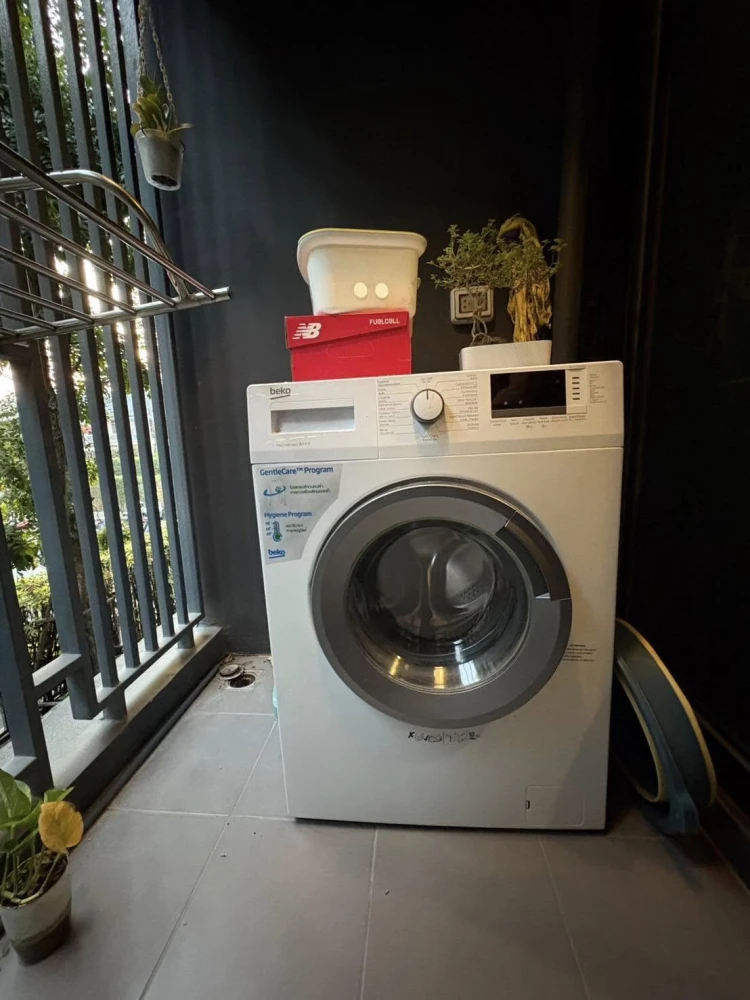 For rent: The Excel Groove Lasalle 52, decorated with beautiful wallpaper, ready to move in, complete set of equipment in the room, hurry and grab it