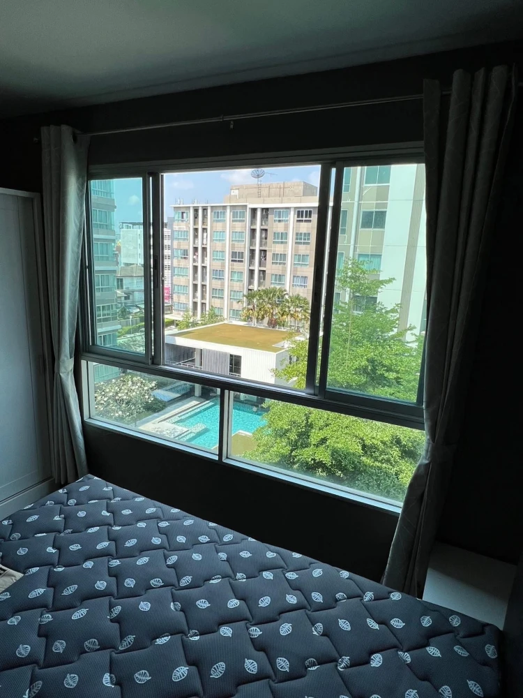 For rent: D Condo Sukhumvit 109, Building B, 6th floor, pool view, fully furnished, just bring your bags and move in.