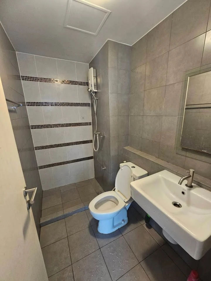 For rent D Condo Campus Resort Bangna, shady atmosphere, not hot, convenient transportation, don't miss