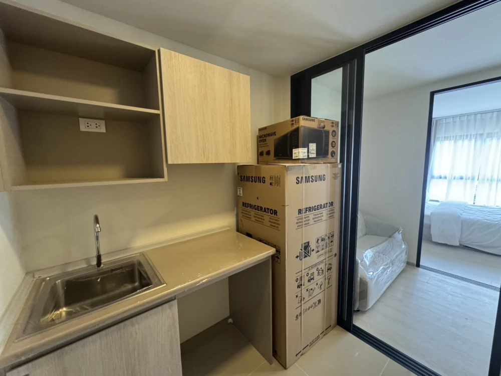 For rent!! D Condo Shine Rangsit, 2nd floor, Building B, beautiful room, fully furnished, ready to move in, don't miss it!!