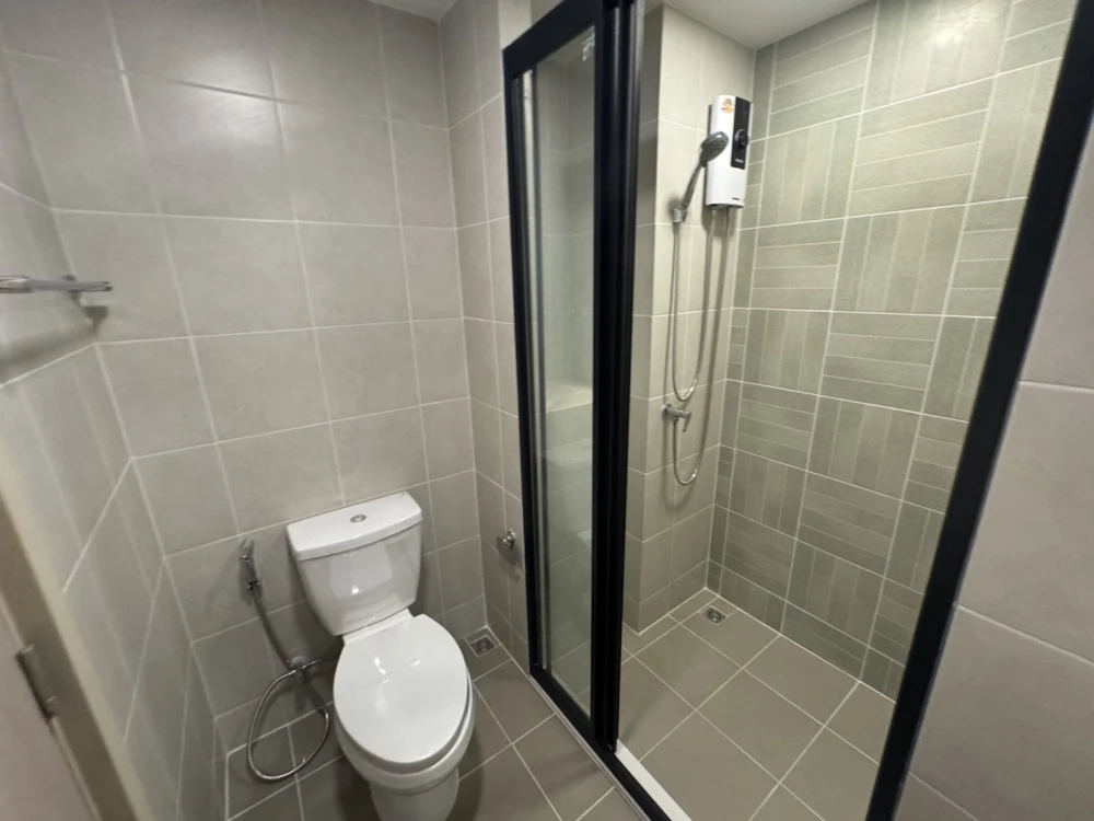 For rent!! D Condo Shine Rangsit, 2nd floor, Building B, beautiful room, fully furnished, ready to move in, don't miss it!!