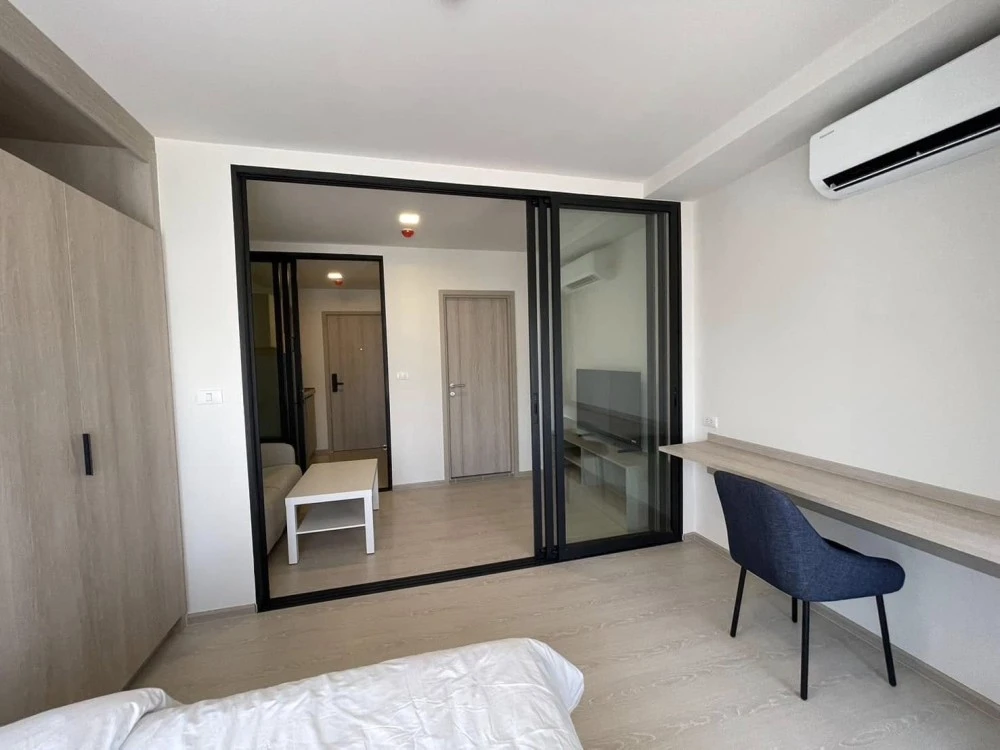 For rent: D Condo Shine Rangsit, 5th floor, fully furnished room, ready to move in. Reserve now, don't miss out, hurry!