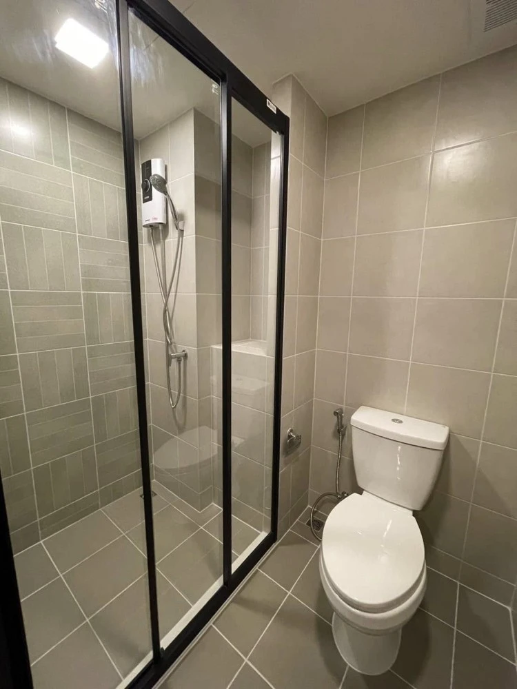 For rent: D Condo Shine Rangsit, 5th floor, fully furnished room, ready to move in. Reserve now, don't miss out, hurry!