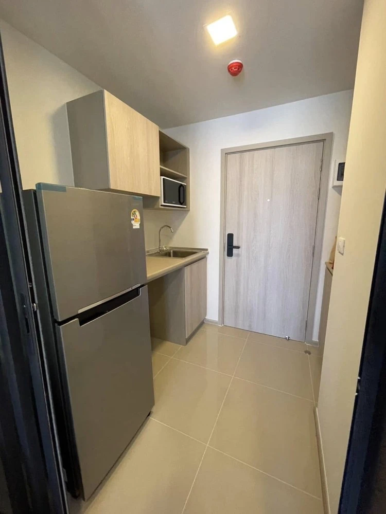 For rent: D Condo Shine Rangsit, 5th floor, fully furnished room, ready to move in. Reserve now, don't miss out, hurry!