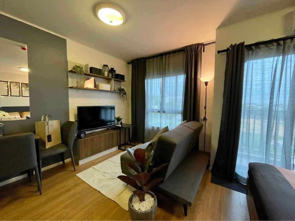 For rent: D Condo Bliss Sriracha, a nice room with complete facilities. Come and reserve it now. Don't miss out.